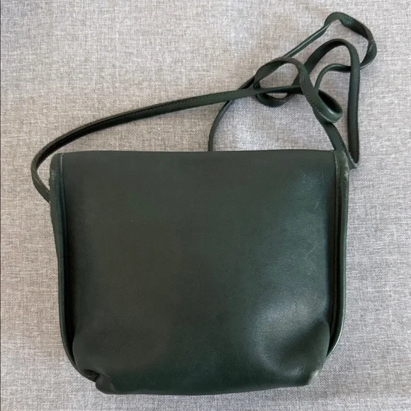 Coach 90s vintage green Leather Crossbody Bag K4B 9919 - Picture 2 of 15